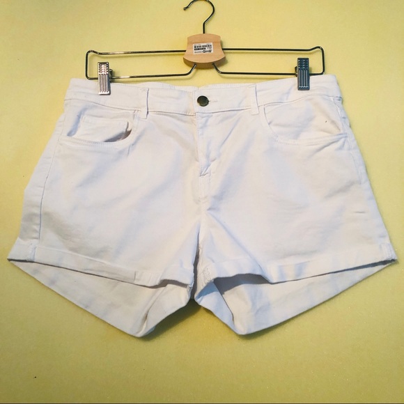 H&M Pants - H&M White Short Pants